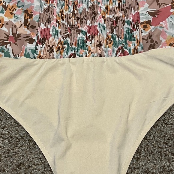 Floral Off-Shoulder Bodysuit with Ruffled Sleeves - Picture 7 of 11